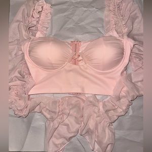 Beautiful, long sleeve shirt